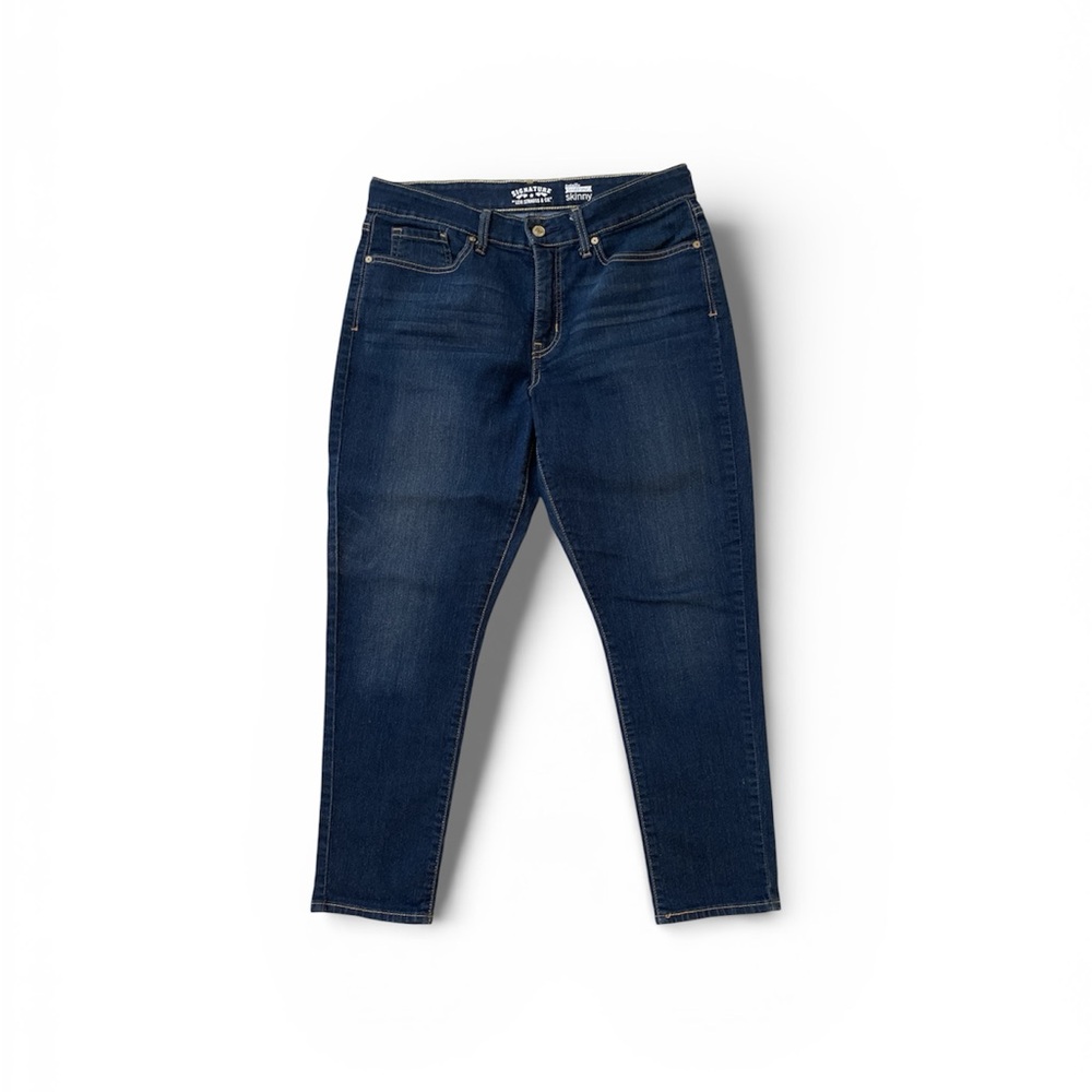 Women’s Levis Signature Jeans